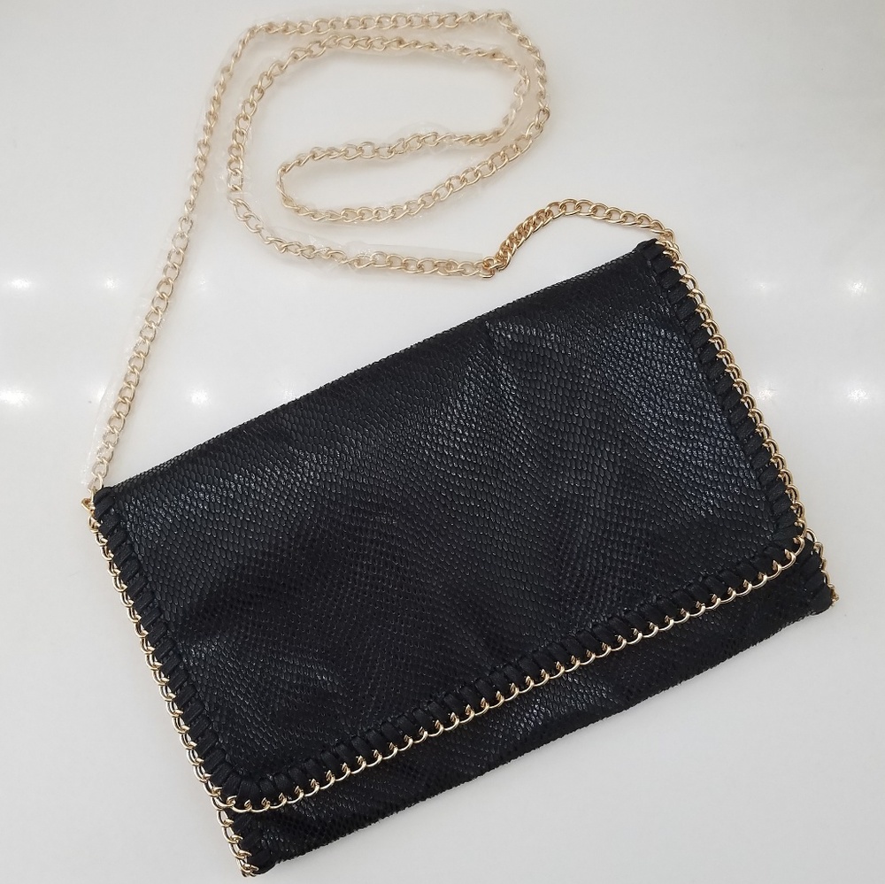 NWT Vegan Leather Snakeskin Clutch
